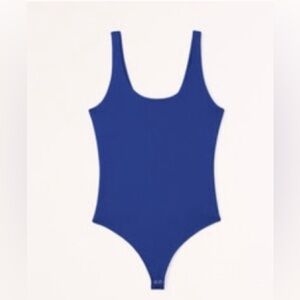 Abercrombie blue sleeveless bodysuit XS